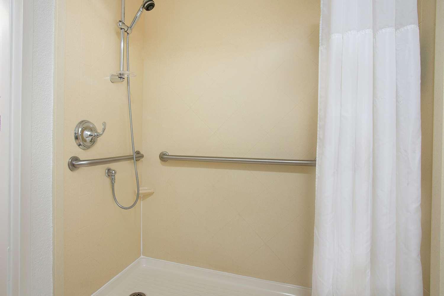 Hampton Inn Hilton Head — 7