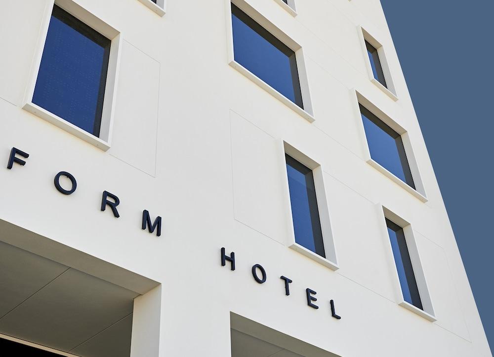 Form Hotel, a member of Design Hotels, Dubai — 4