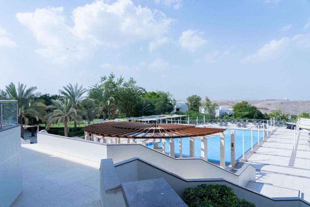 CROWNE PLAZA SOHAR 140004