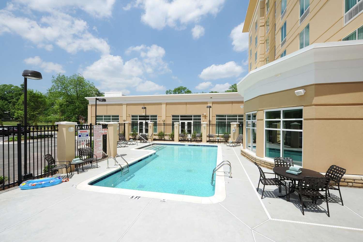 Hilton Garden Inn Atlanta Airport North — 4