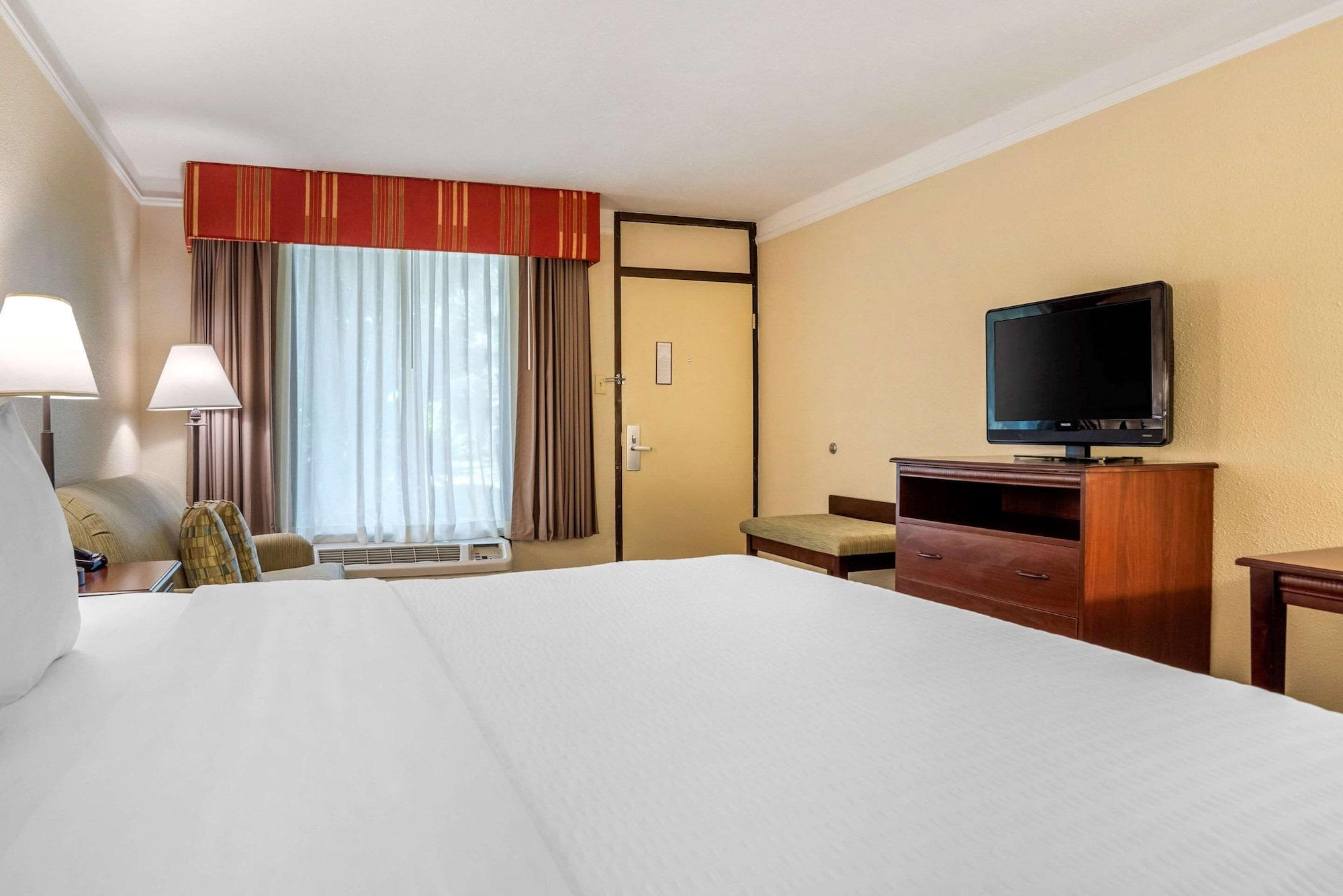 Clarion Inn Conference Center Gonzales, LA — 9
