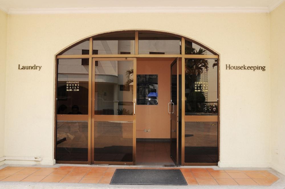 Riverside Serviced Apartments — 3