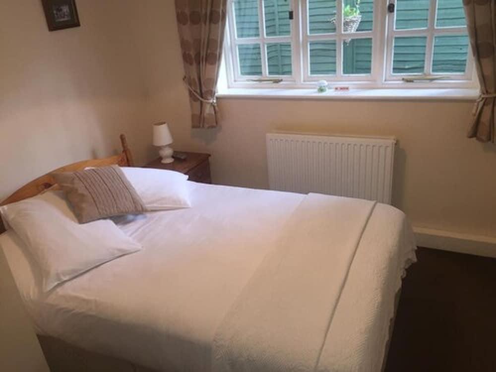 The Winchfield Inn — 3