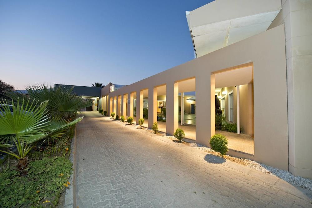 PROTEA HOTEL ONDANGWA — 3