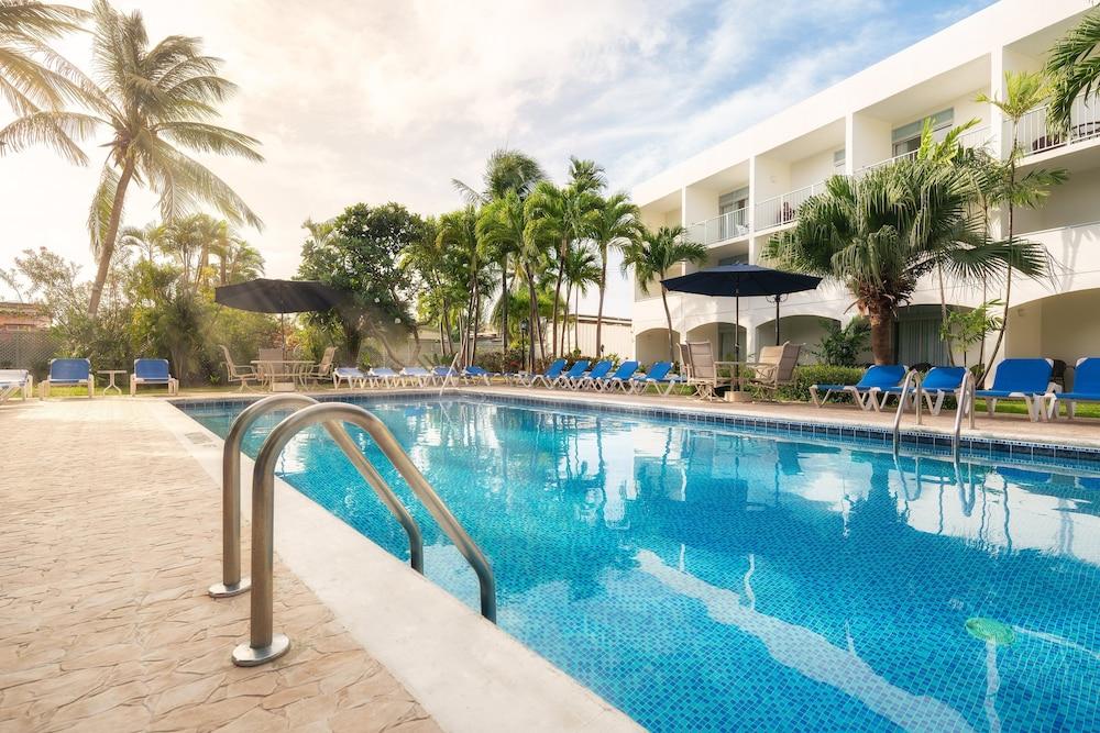 Time Out Hotel Barbados 115242 — 3