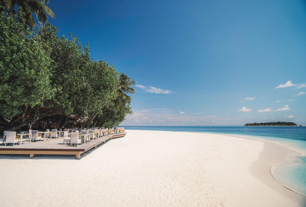 Dhawa Ihuru Maldives 83239 — 9