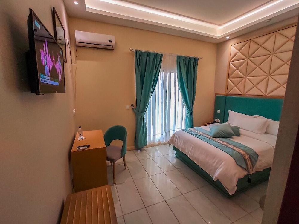Hotel Royal Palace — 10