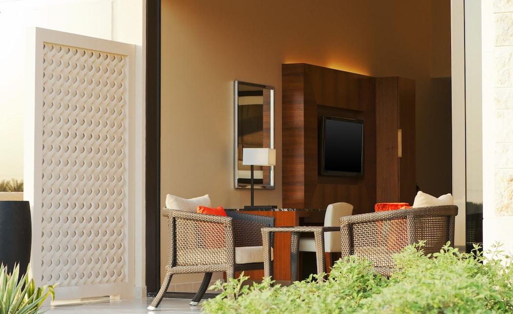 VOGO Abu Dhabi Golf Resort & Spa — 5