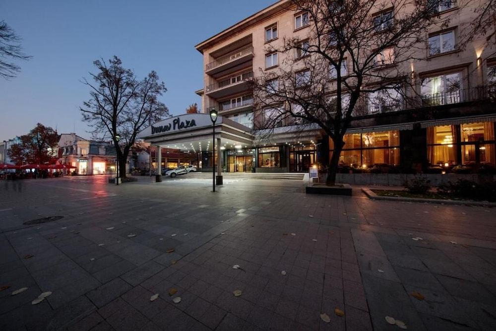 Danube Plaza Hotel 66394 — 4