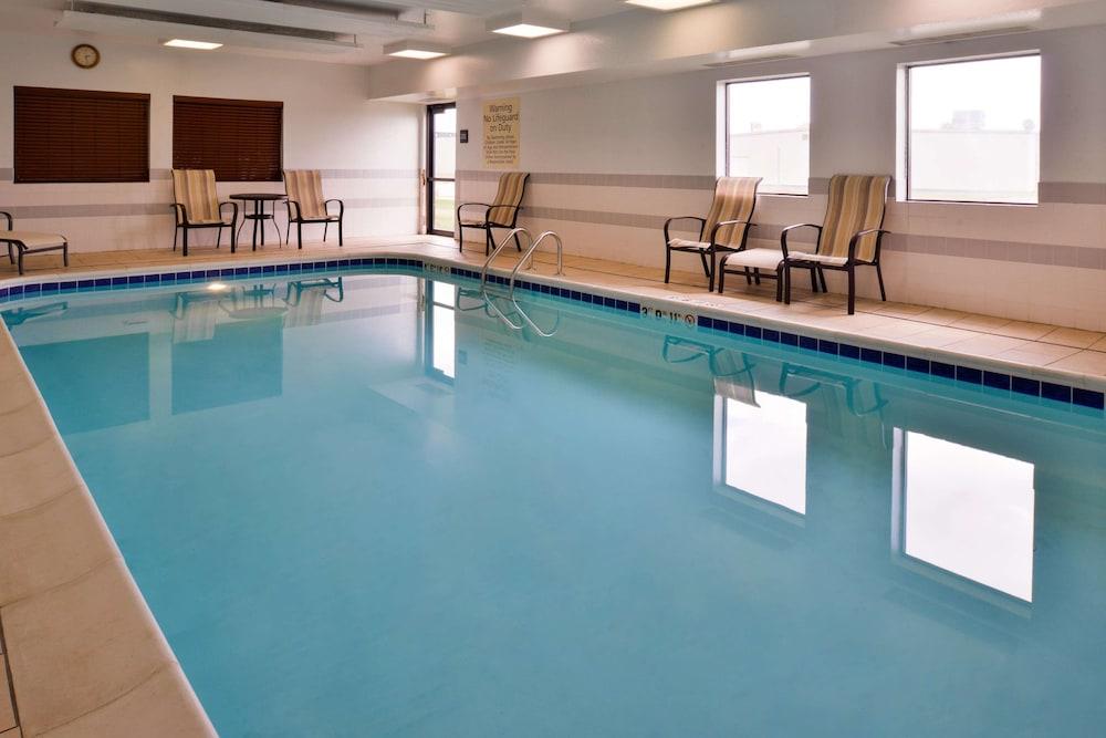 Hampton Inn Elkhart In — 2
