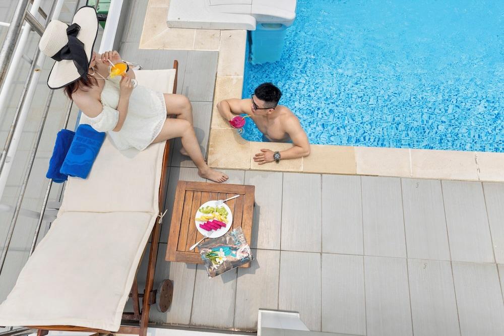 Ruby Hotel Nha Trang — 10