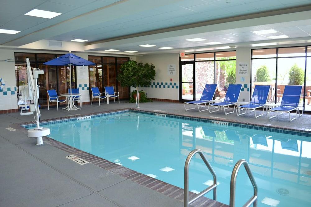 HOLIDAY INN EXPRESS HOTEL AND SUITES BOZEMAN WEST — 4