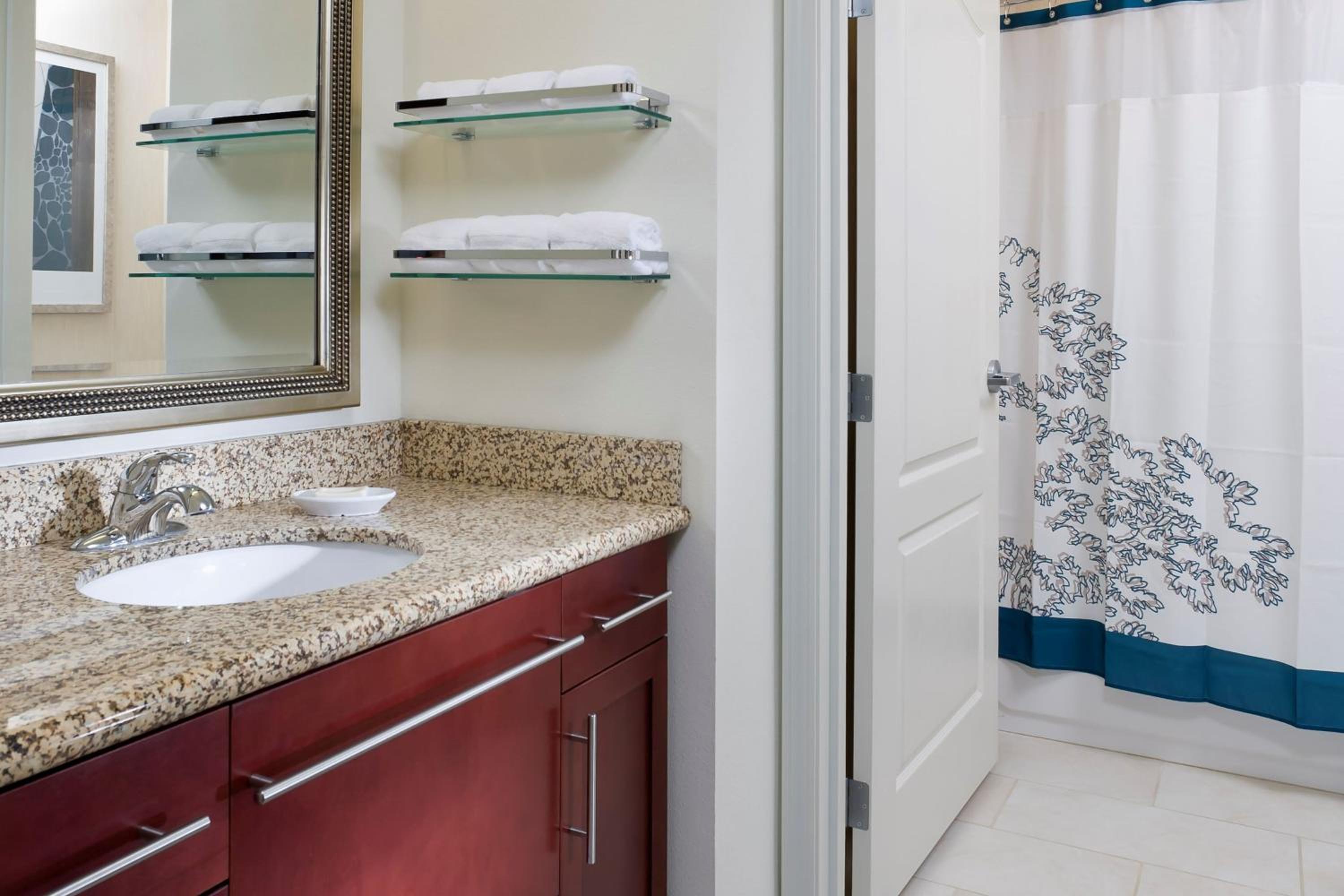 RESIDENCE INN FARGO — 9