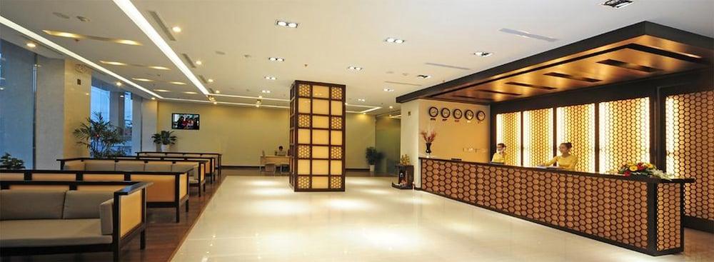 Gold Hotel Hue — 3
