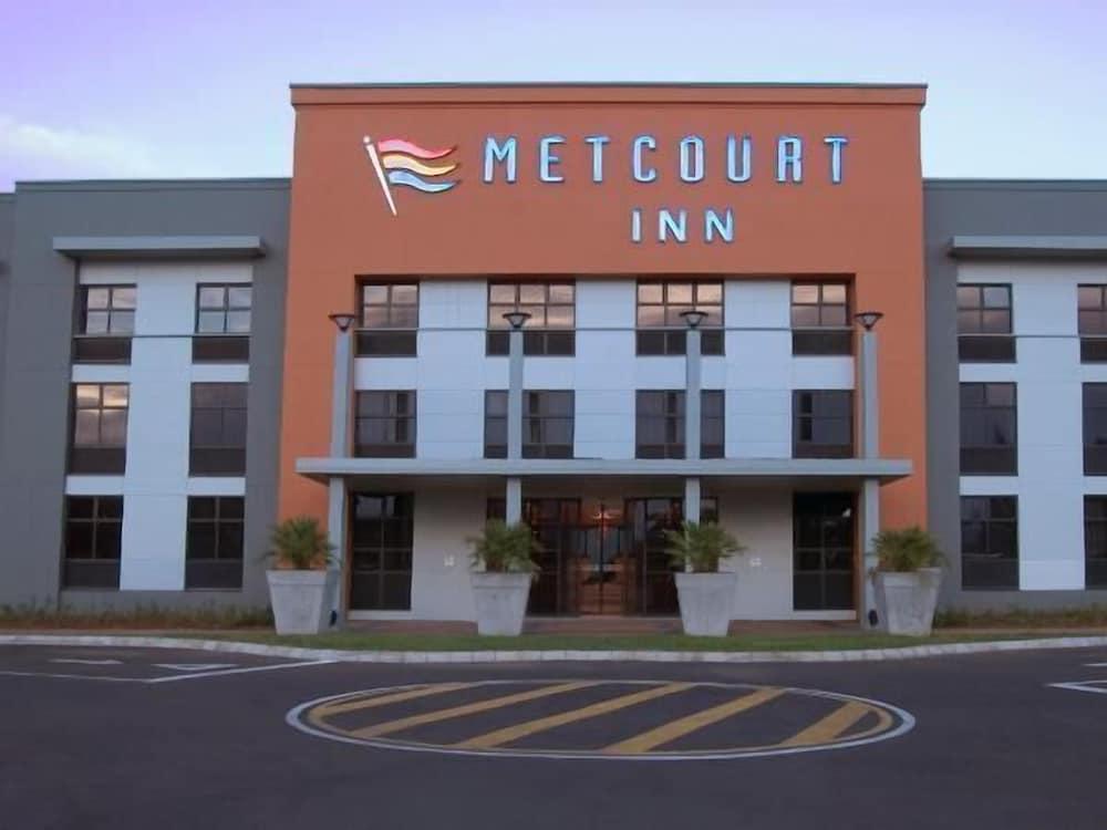Peermont Metcourt Inn at The Grand Palm Resort — 5