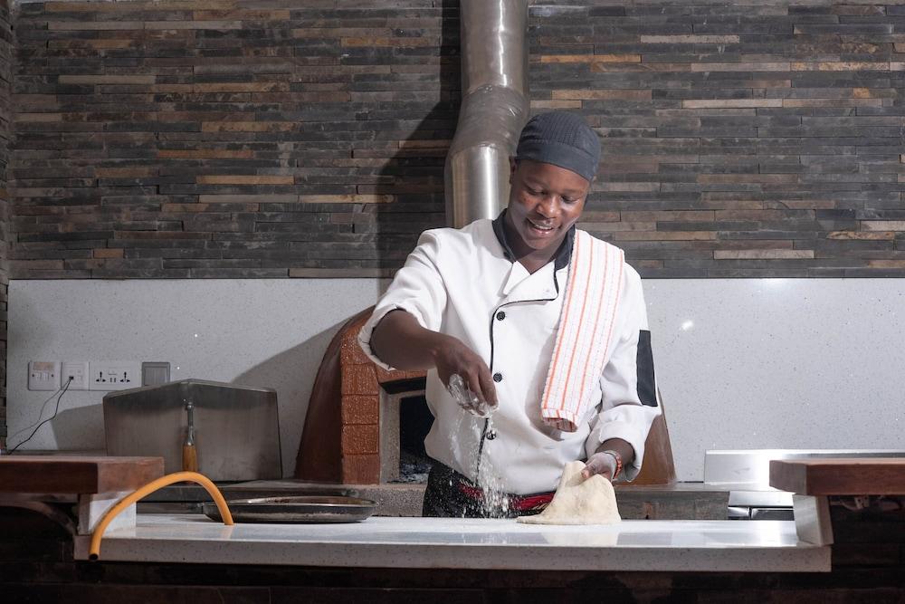 Hotel Boulevard Nairobi, City Centre CBD — 8