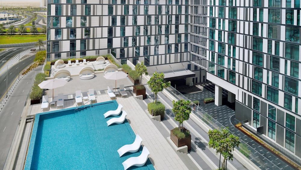 Holiday Inn Dubai Al Maktoum Airport — 8