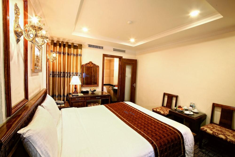 EDEN HOTEL — 9