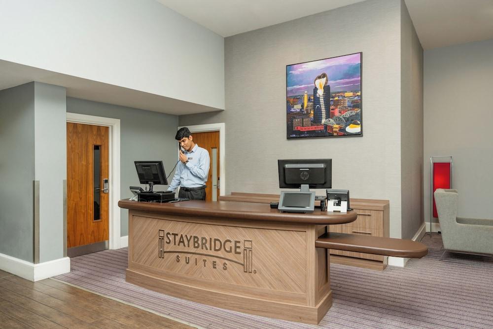 Staybridge Suites Birmingham by IHG — 10