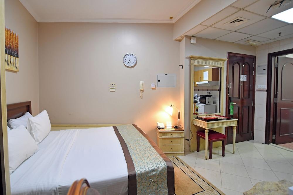 Emirates Stars Hotel Apartments - Sharjah — 9