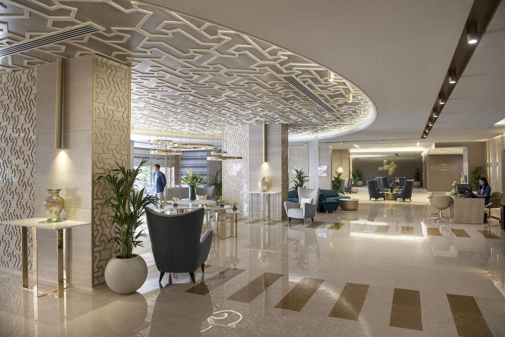 Two Seasons Hotel & Apartments Dubai — 6