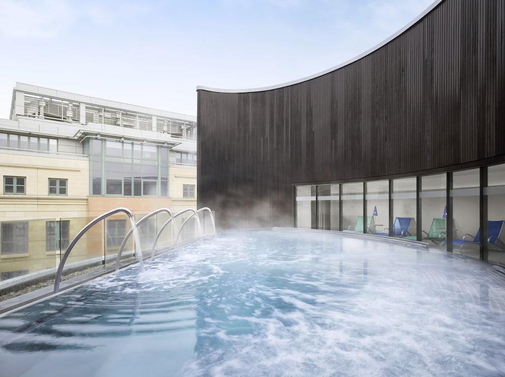 SHERATON GRAND HOTEL AND SPA — 7