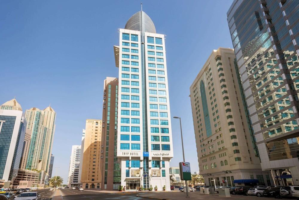 TRYP Hotel by Wyndham Abu Dhabi — 2