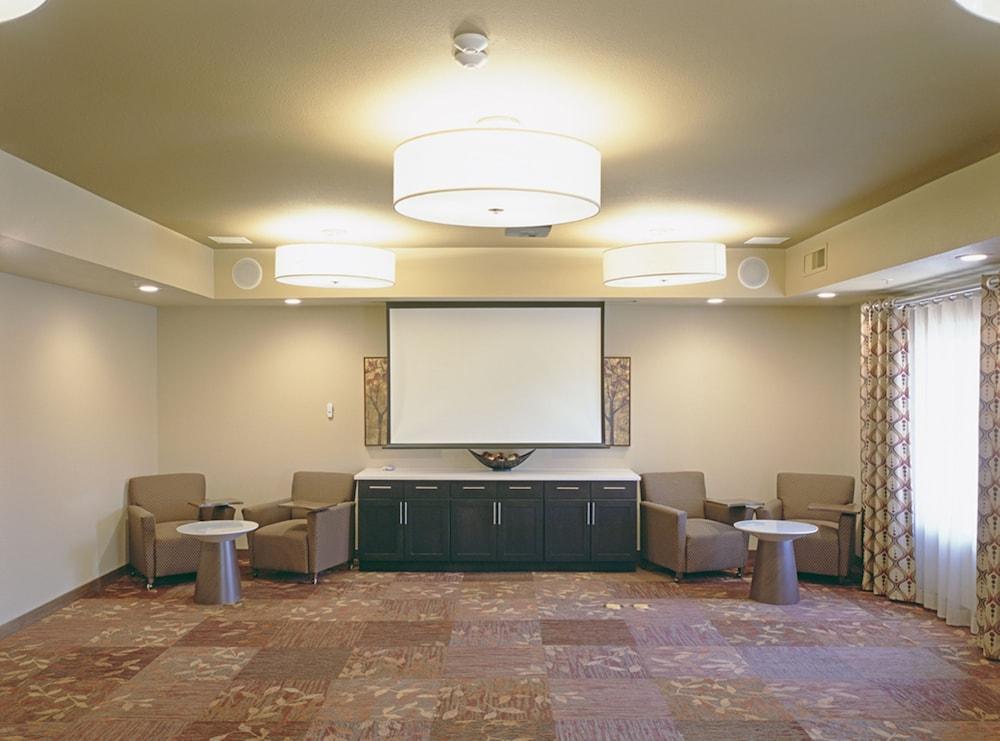 Candlewood Suites Fort Collins — 7