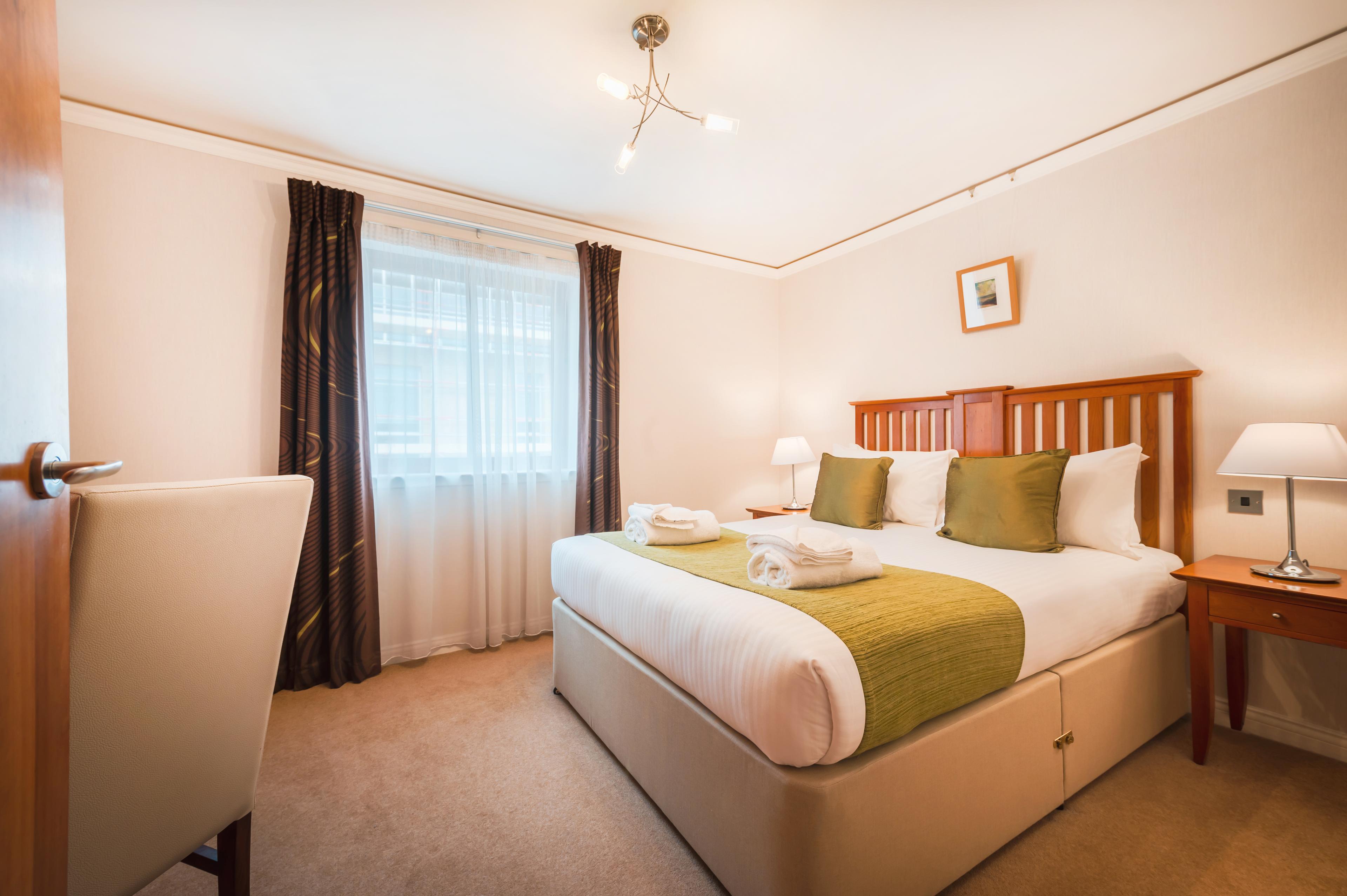 The Knight Residence by Mansley Serviced Apartments — 10