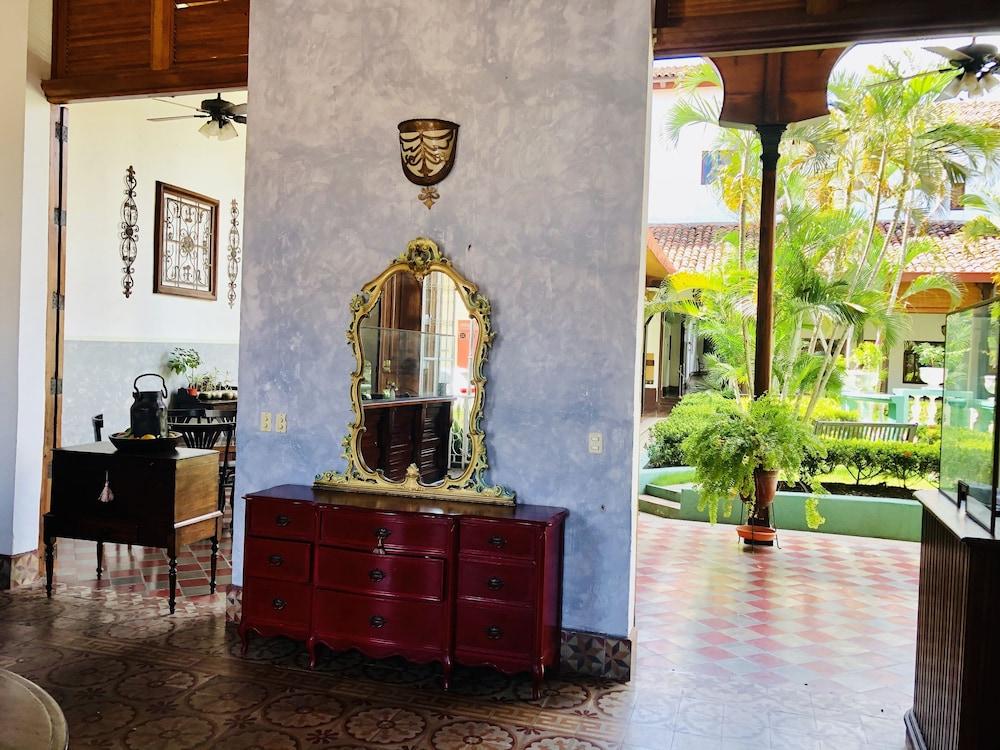 HOTEL DARIO — 8