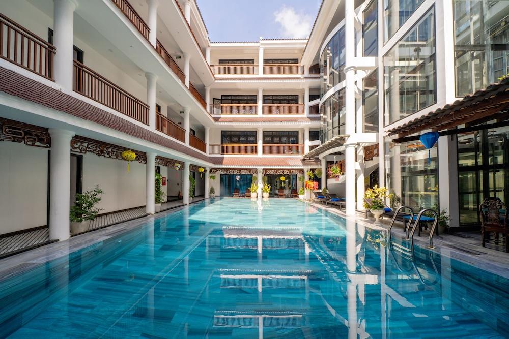 Thanh Binh Central Hotel — 7