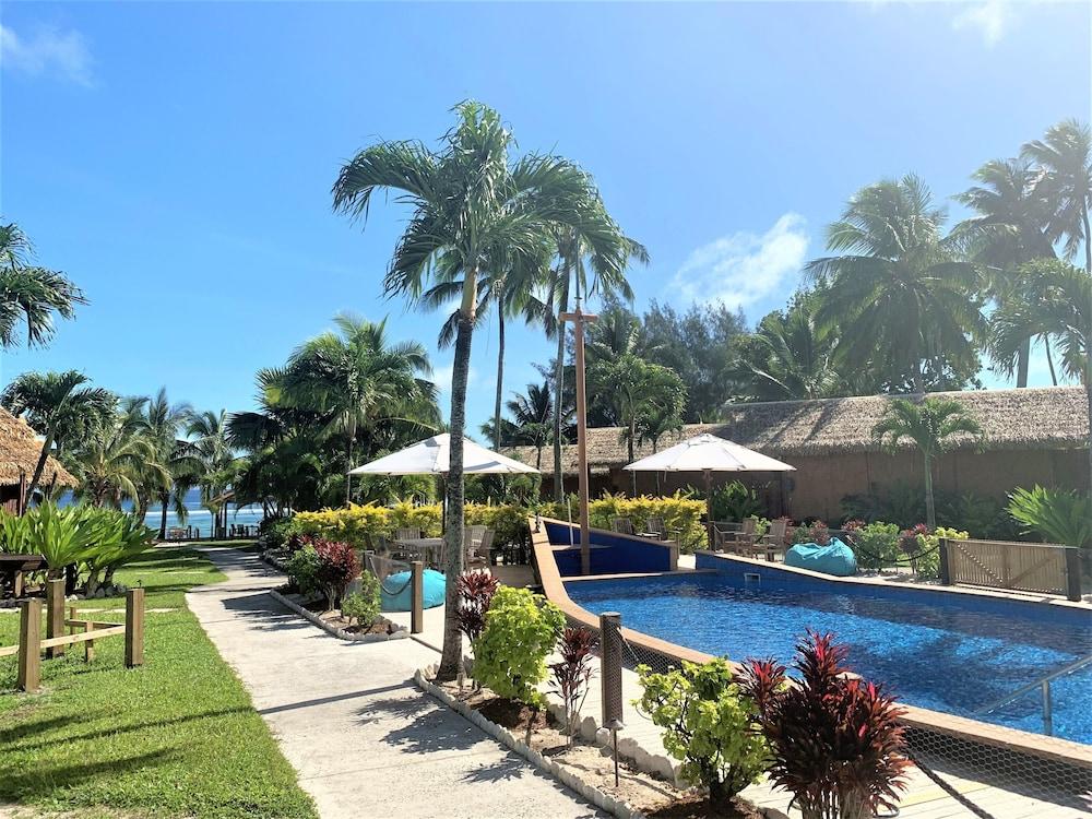 MAGIC REEF BUNGALOWS — 10