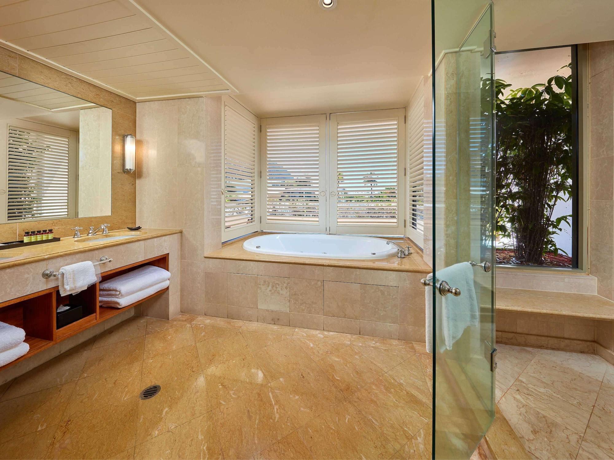PULLMAN REEF HOTEL CASINO — 9