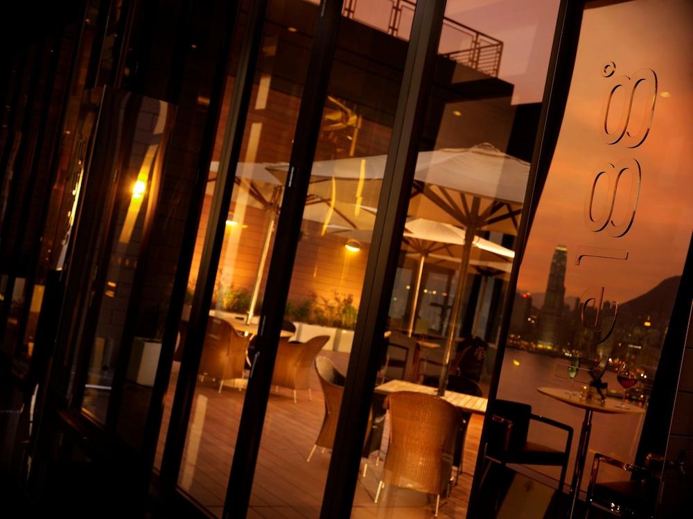 Harbour Grand Hong Kong Hotel 104601 — 1