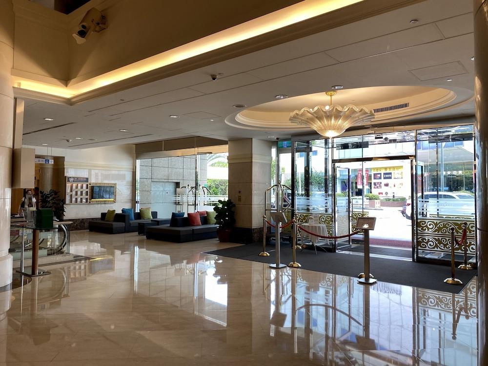 Evergreen Plaza Tainan — 5