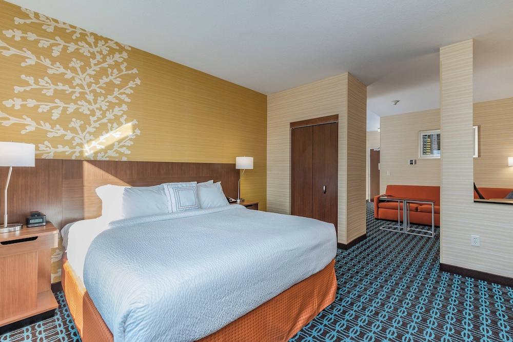 FAIRFIELD INN AND SUITES BY MARRIOTT ELKHART — 9