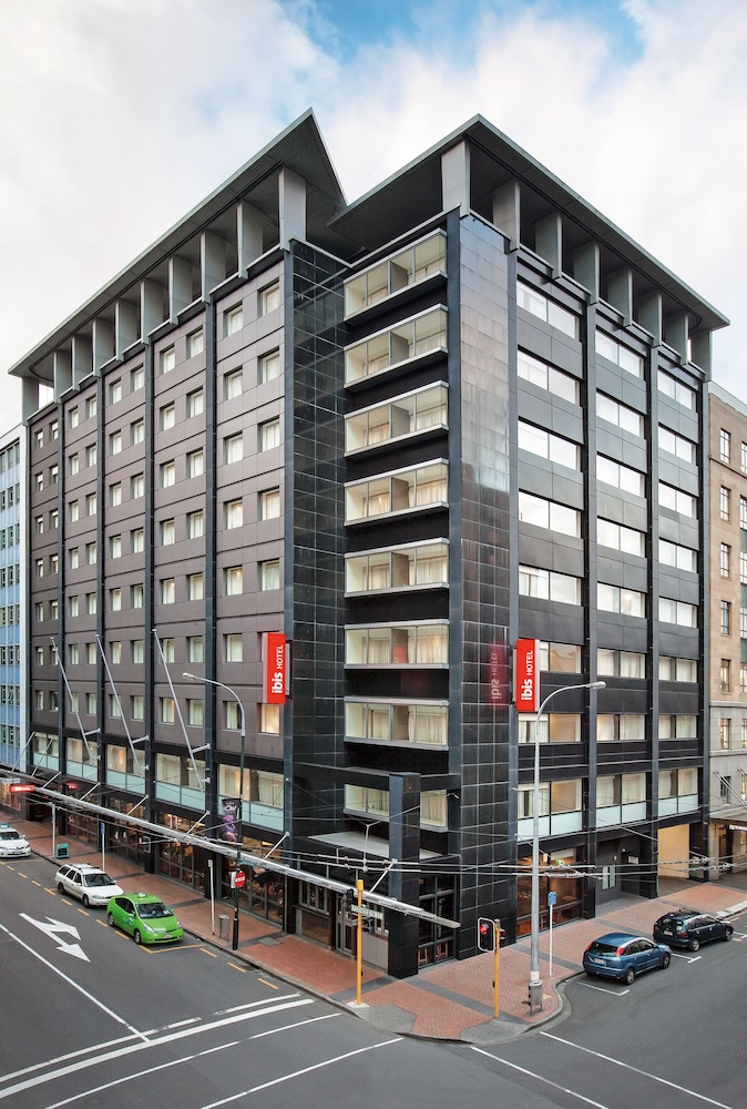 IBIS WELLINGTON — 1
