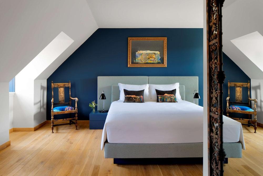 RADISSON COLLECTION HOTEL, ROYAL MILE EDINBURGH — 10