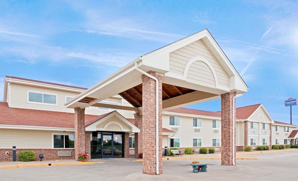 AmericInn by Wyndham Ashland — 9
