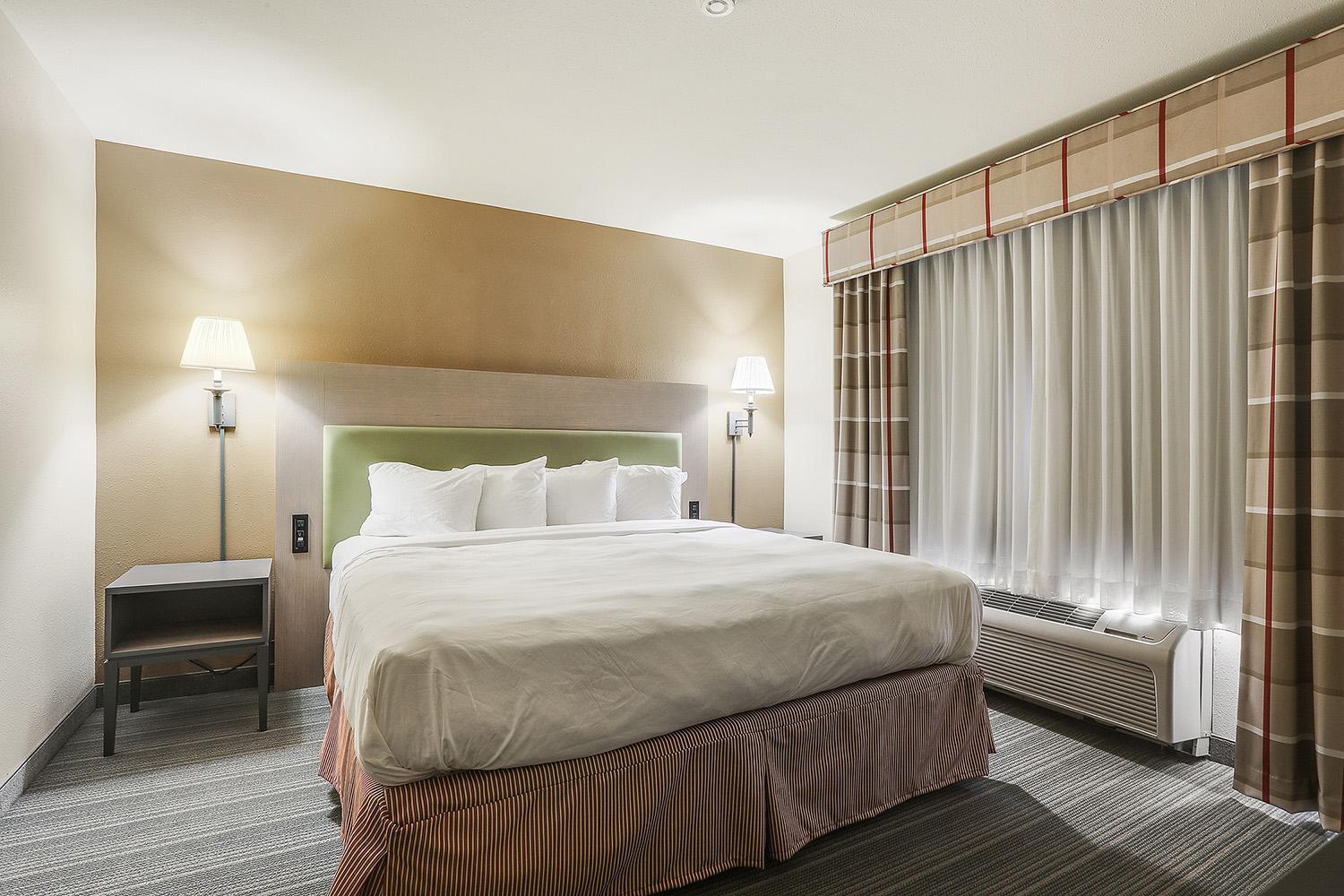 Holiday Inn Express Akron NW - Fairlawn — 6