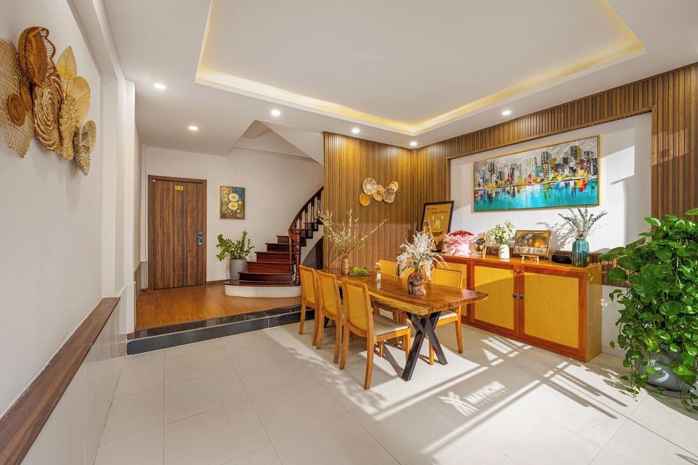 Omega Hotel — 9