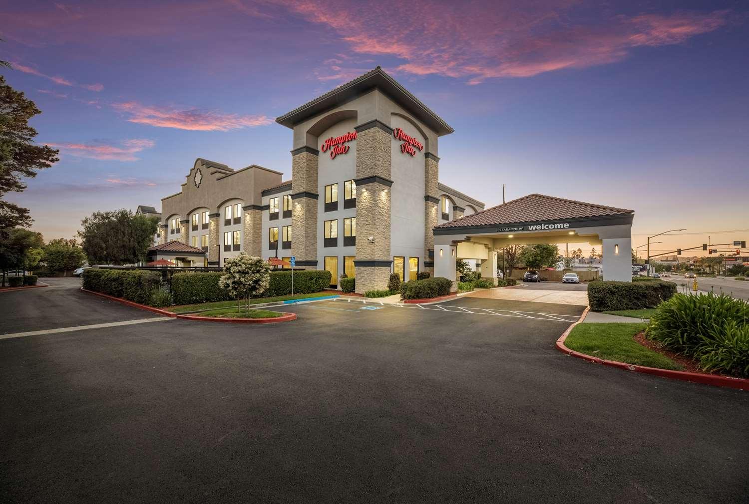 Hampton Inn Oakland-Hayward Ca — 5