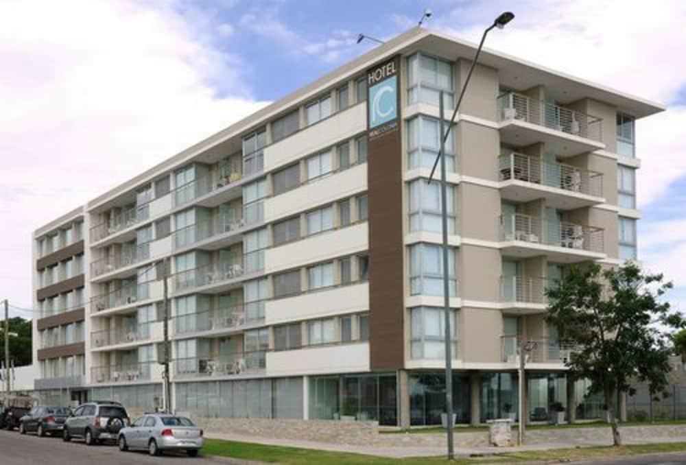 Real Colonia Hotel and Suites — 3