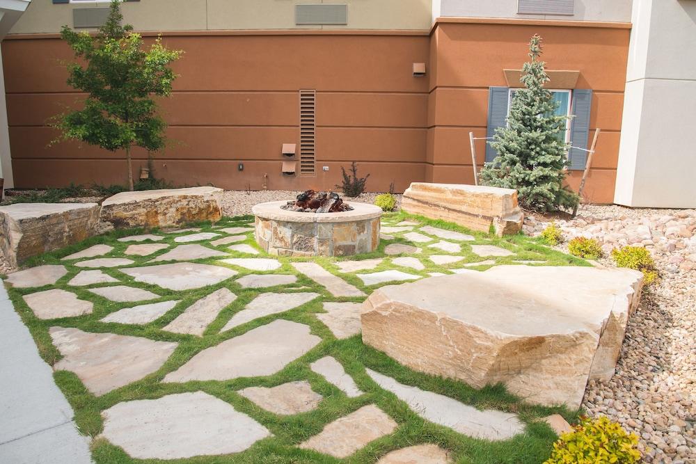 Candlewood Suites Fort Collins — 3