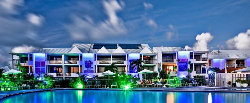 Hommage Hotel & Residences — 4