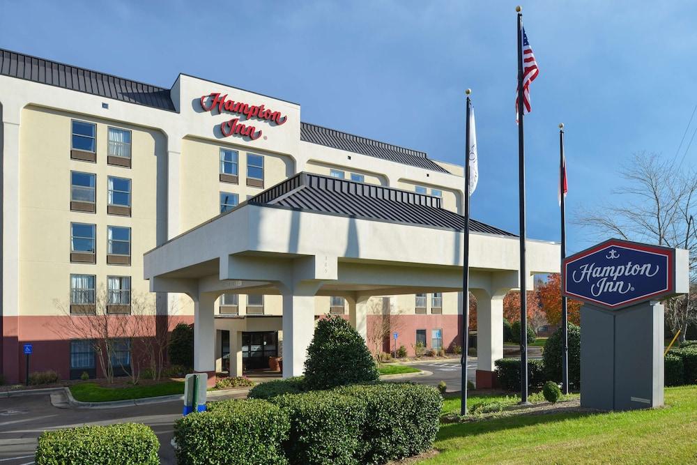 Hampton Inn Henderson — 3