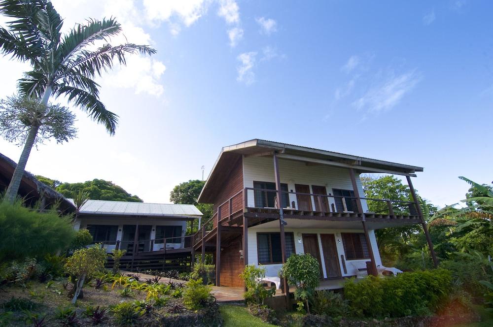 Deco Stop Lodge — 1