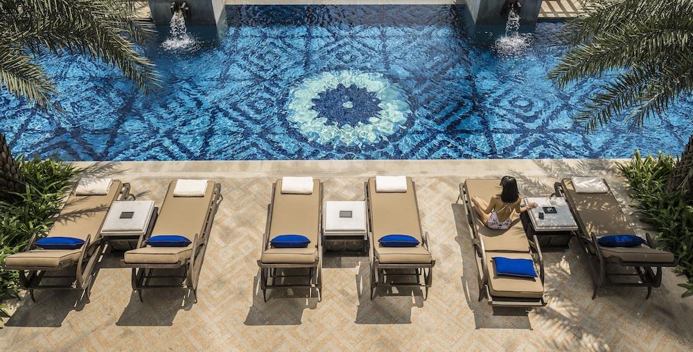 Four Seasons Hotel Jakarta 64344 — 3