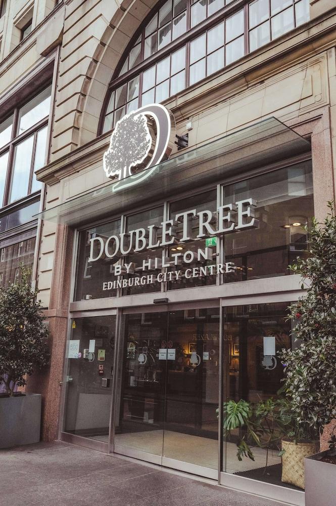 Doubletree By Hilton Edinburgh City Centre — 3