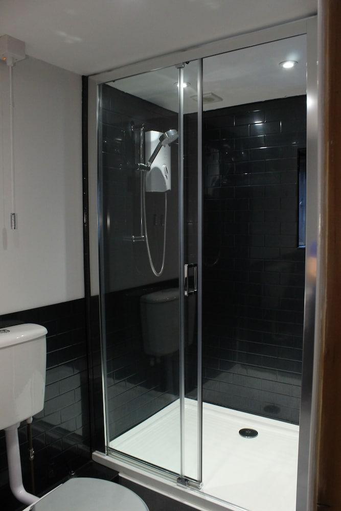 Acomb Lodge — 4